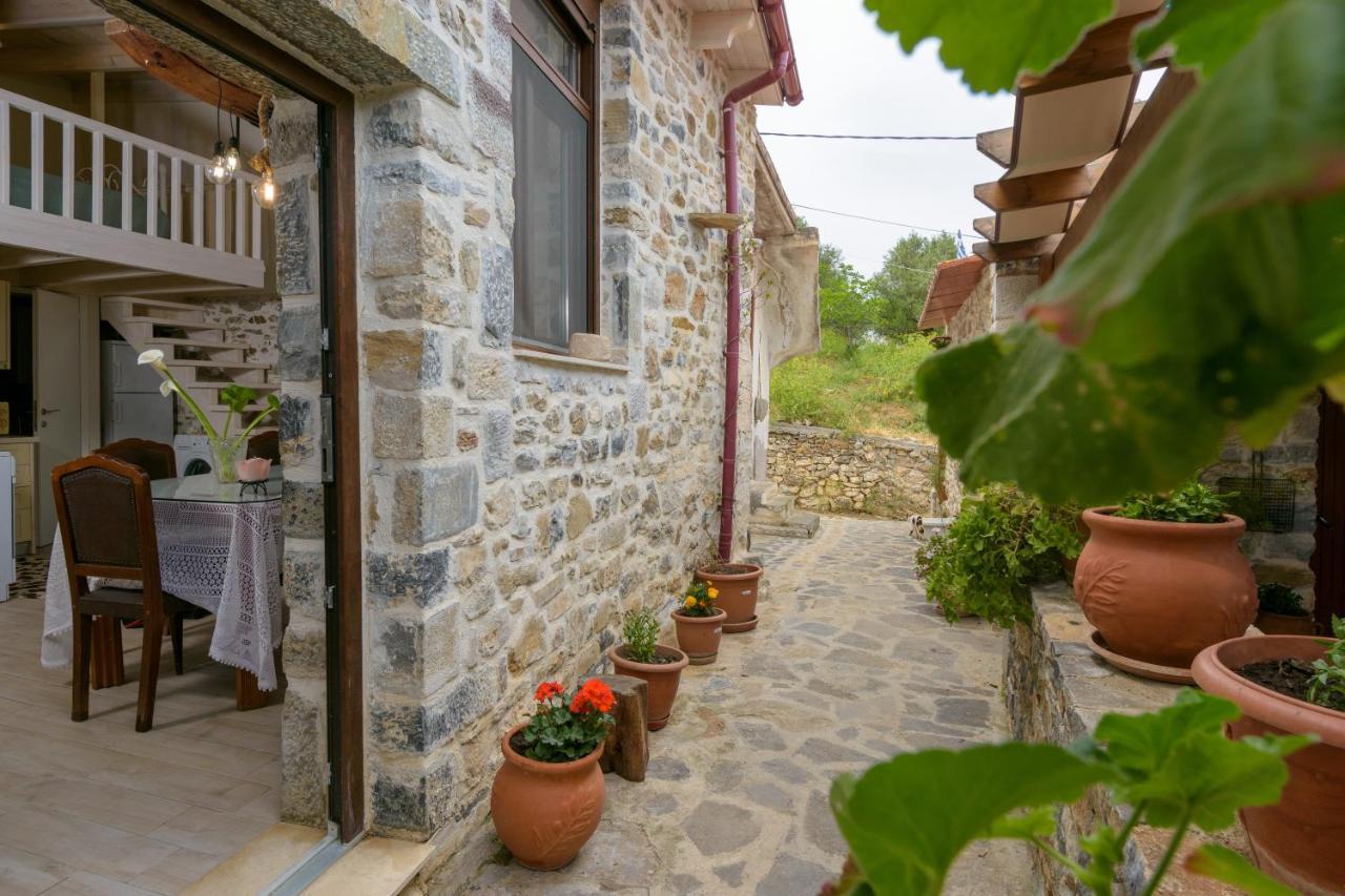 Platipodi Stone House Villa Nikithianos ภายนอก รูปภาพ