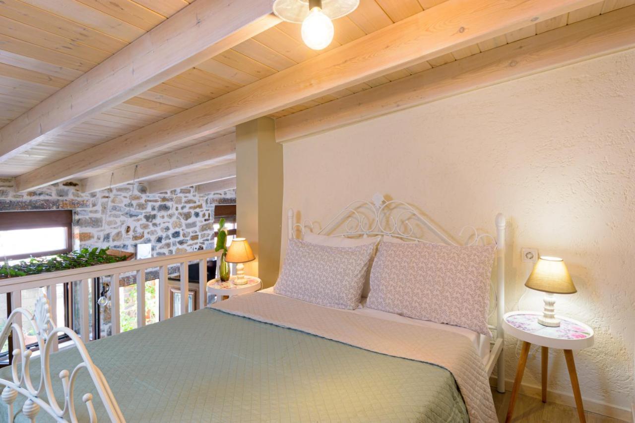 Platipodi Stone House Villa Nikithianos ภายนอก รูปภาพ